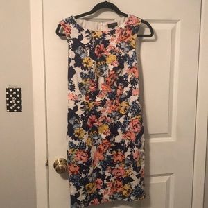 Size 6 flower dress the limited